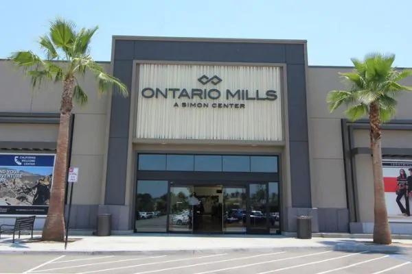 Mills Mall Ontario CA Zappa Deck Builders