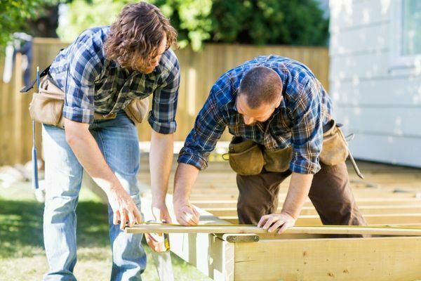 Building a Deck Made Fast and Easy - Zappa Deck Builders