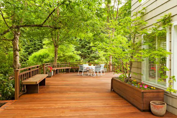Shielding Your Deck from Dirt, Zappa Deck Builders